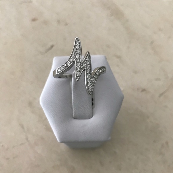 Sterling Silver Cz Zig Zag Ring - Picture 8 of 16